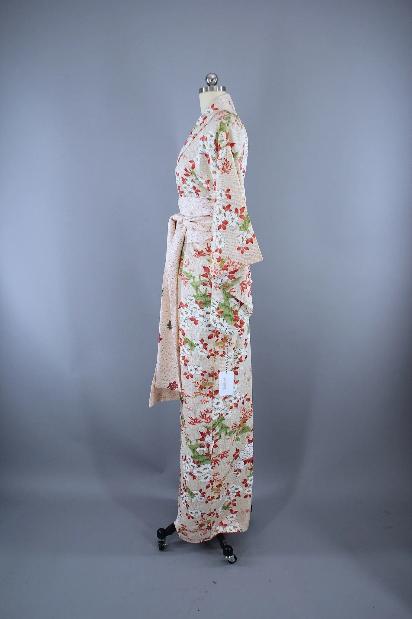 1960s Vintage Silk Kimono Robe / Ivory Cherry Blossom Floral Print