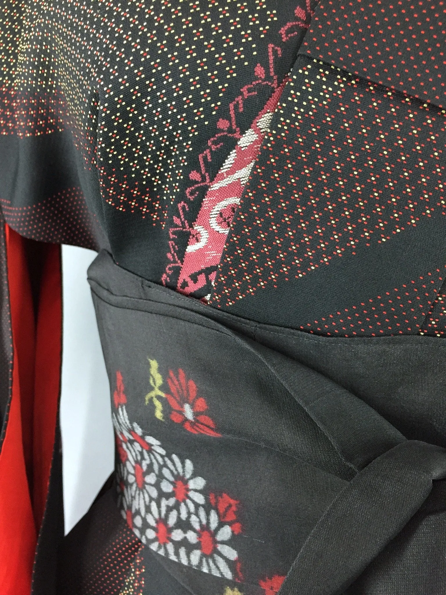 1960s Vintage Silk Kimono Robe with Formal Black and Red Floral Embroidery