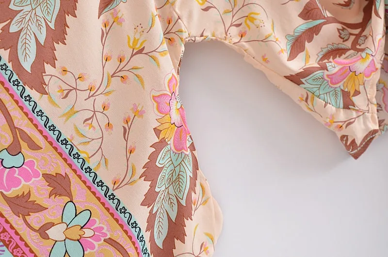 TEEK - Boho Queens Vintage Floral Sashes Short  Kimono Robe